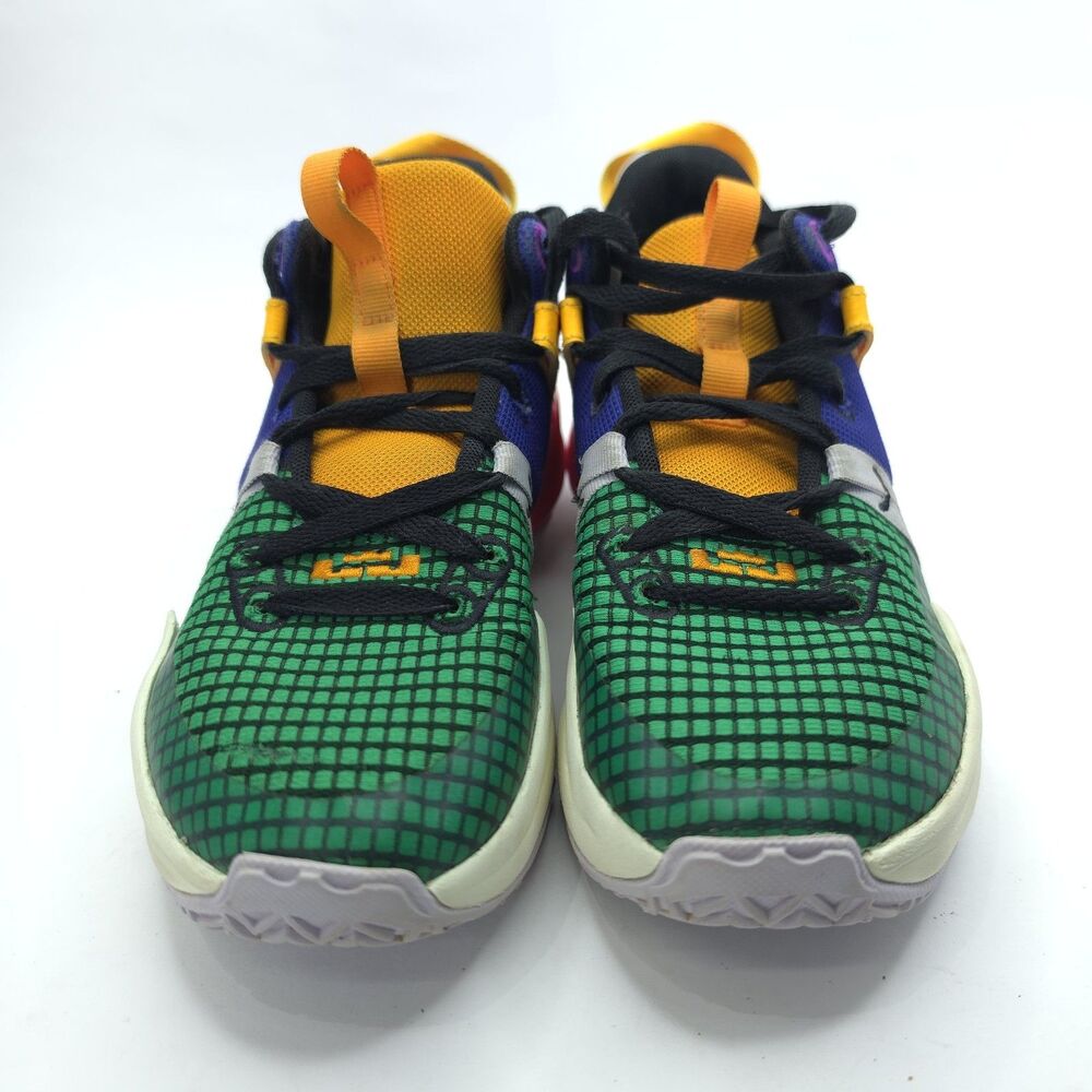 Nike LeBron Witness 4 Mid Multi-Color FQ8170-585 Size 4Y - Picture 3 of 7